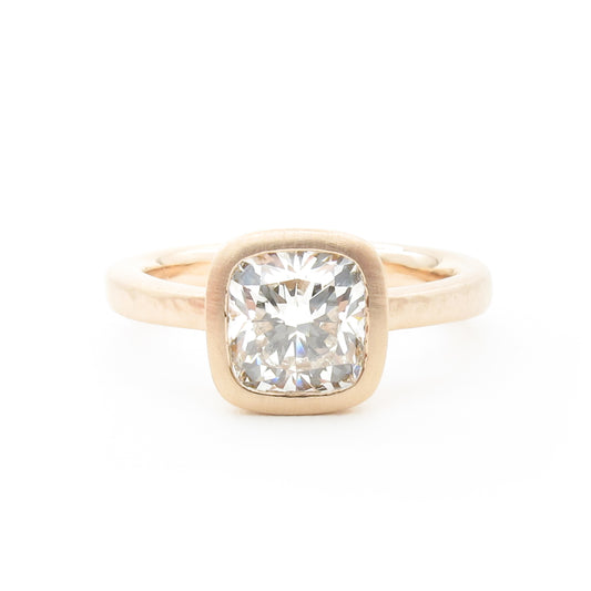 Cushion Cut Diamond Solitaire