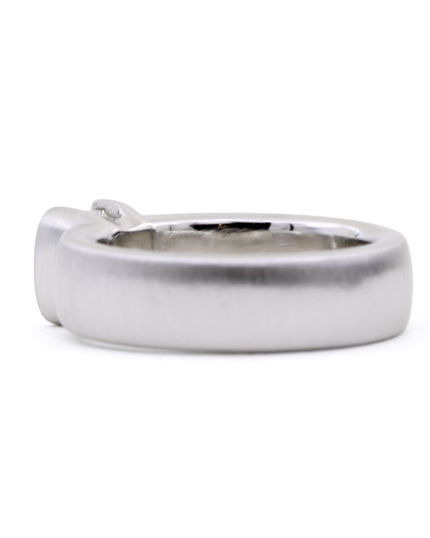 Form Half Bezel Ring