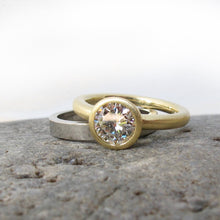 Load image into Gallery viewer, Super Low Profile Bezel Solitaire Setting Semi-Mount