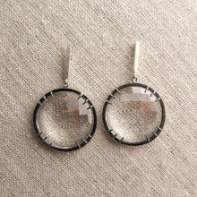 Load image into Gallery viewer, Faceted lens earrings